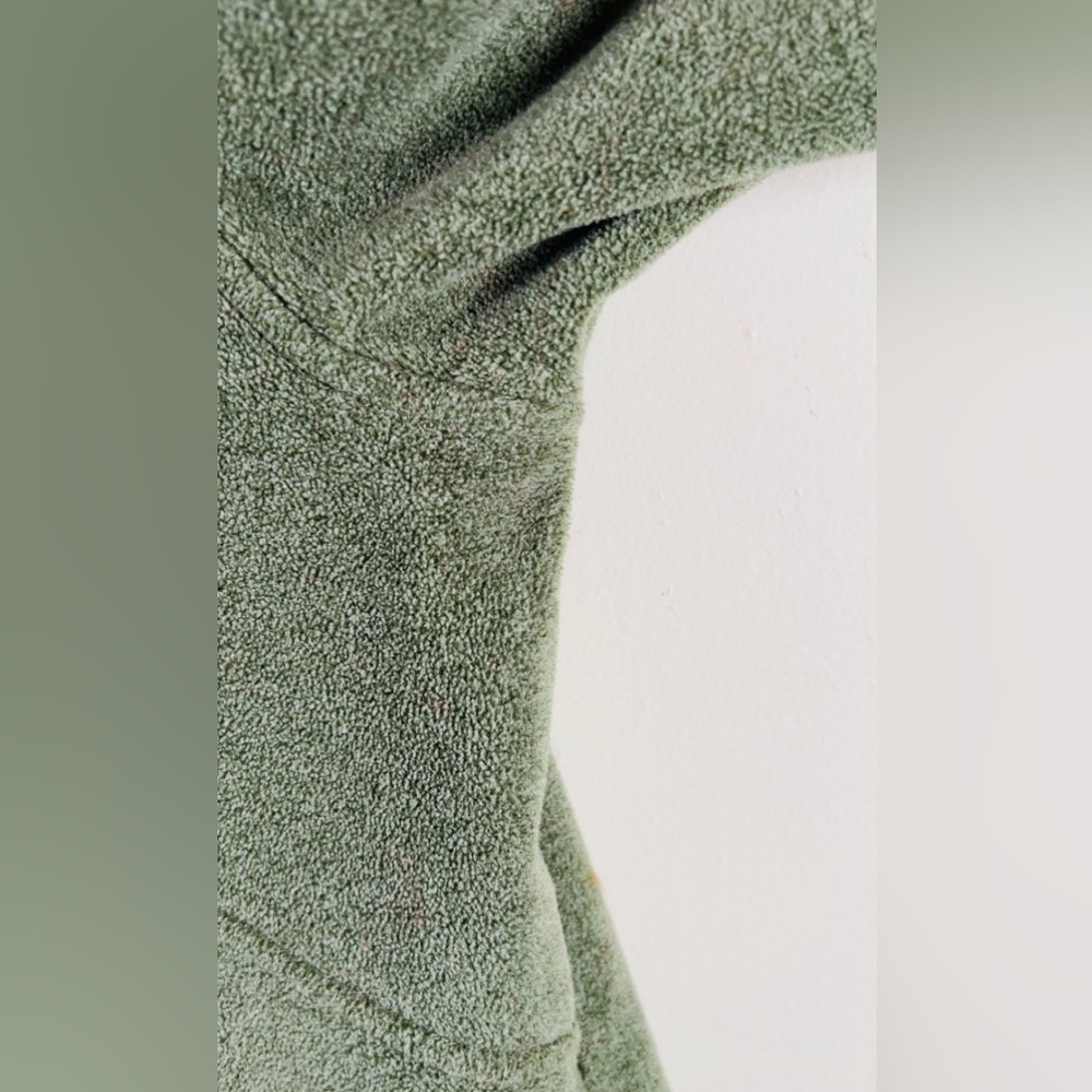 Alpine Design Green Fleece Pullover – Size L - Picture 5 of 9